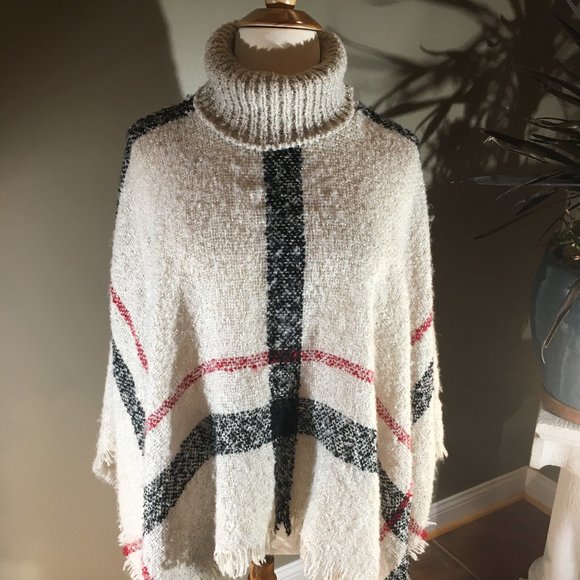 Accessories - Boho Poncho shawl sweater